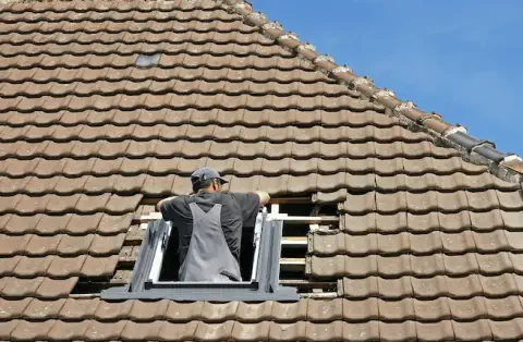 Pose de velux - Saint-Paul la Roche